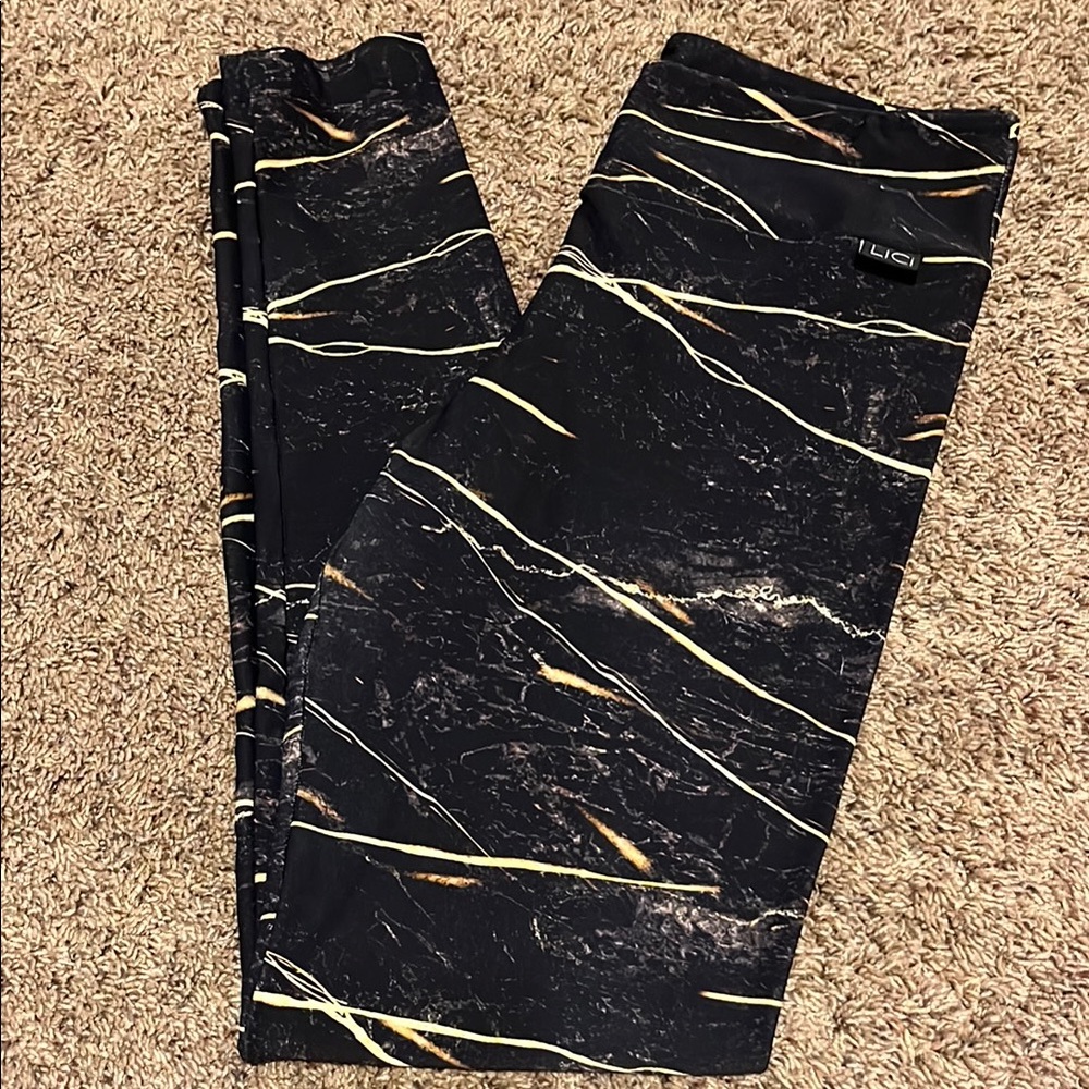 lici fit leggings size medium